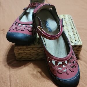 JBU Women's Burgundy Floral Mary Jane Flats